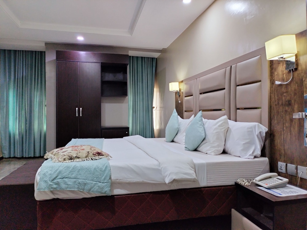 Luxury Room - Photo 3