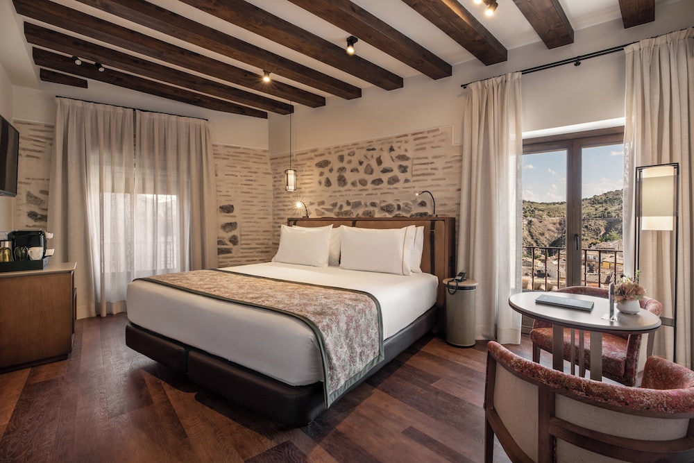 Deluxe Double Room (Con Vistas) - Photo 1