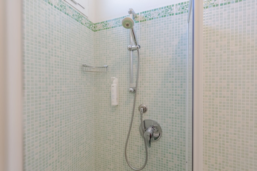 Classic Double or Twin Room - Photo 3