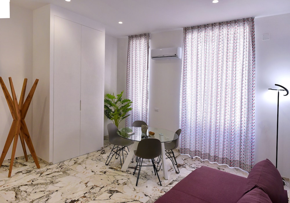 Superior Apartment, 2 Bedrooms, Annex Building - Photo 8