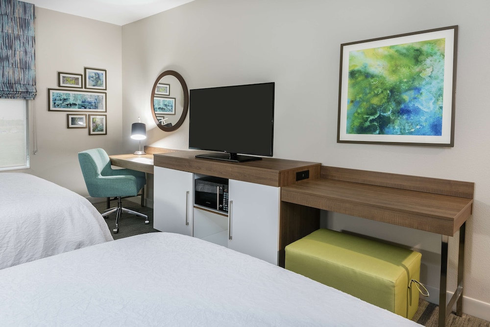 King Room with Sofa Bed - Non-Smoking