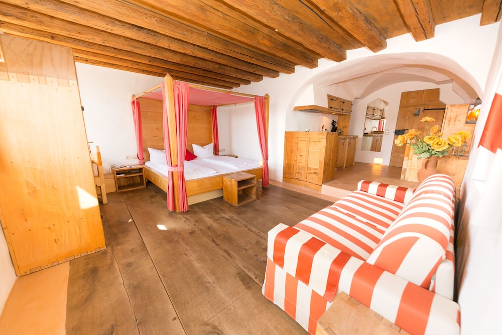 Deluxe Double Room - Photo 1