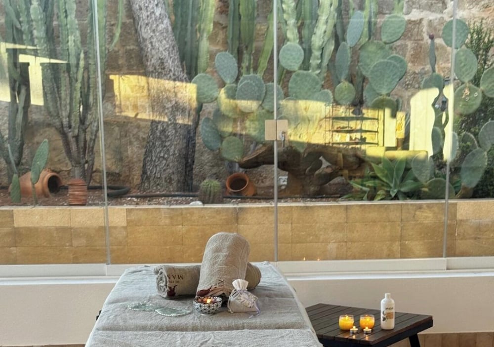 Panoramic Room