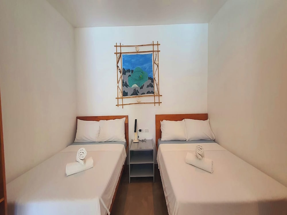 POOLSIDE BUNGALOW (3 BEDS)
