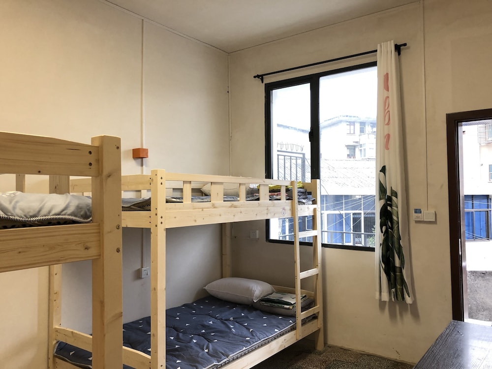 1 Bed in 4-Bed Dormitory,Female Only photo 2