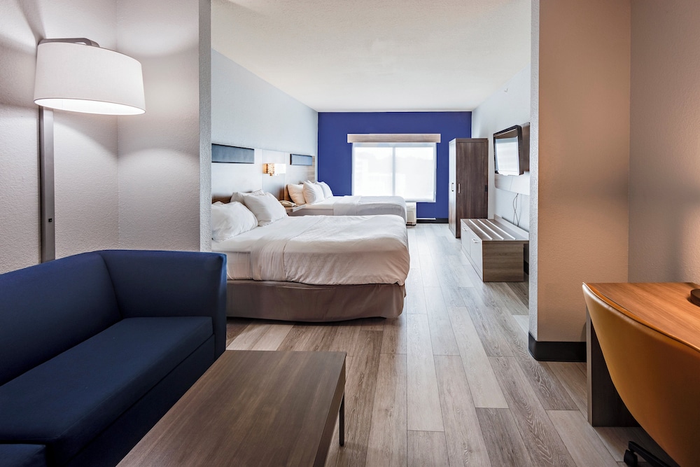 Standard Room, Multiple Beds, Accessible (Communications) - Photo 10