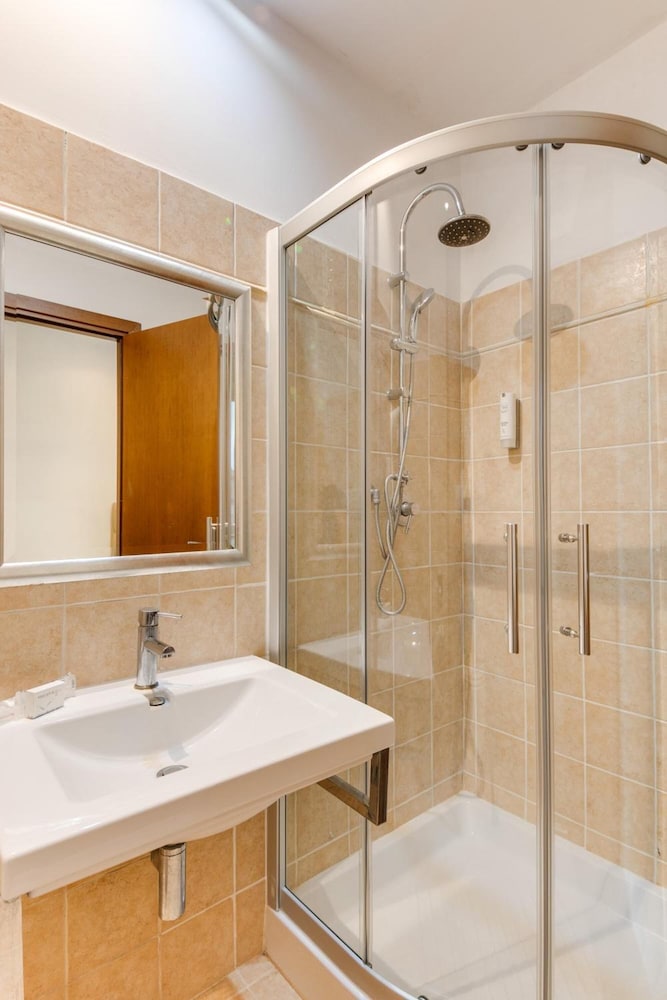 Classic Double Room Single Use, 1 Double Bed photo 2