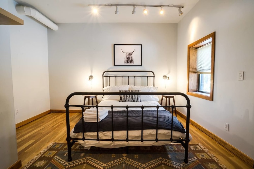Apartment (1 Bedroom)