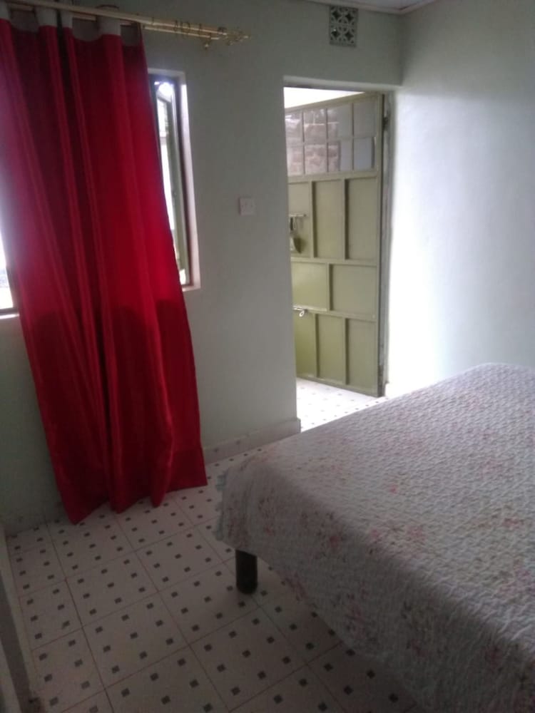 Standard Room photo 2