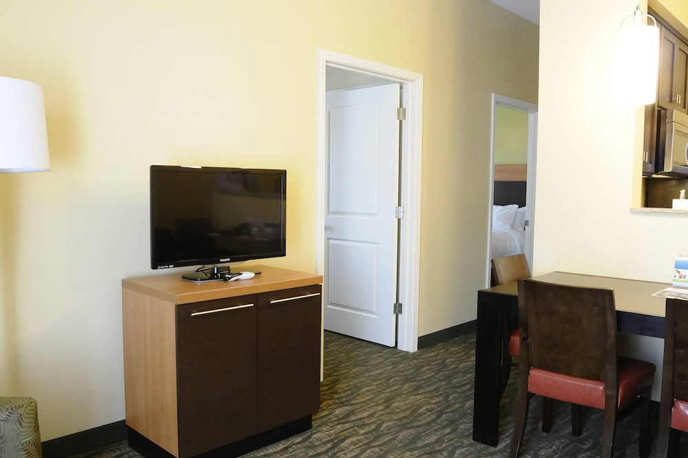 Suite, 2 Bedrooms, Corner