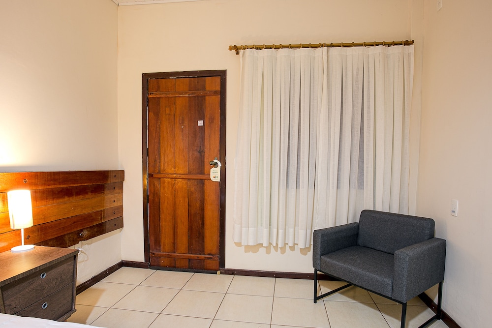Deluxe Triple Room photo 3