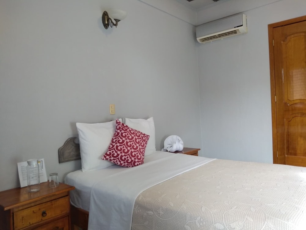 Standard Room photo 3
