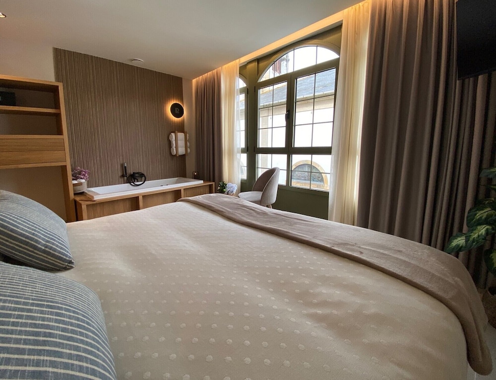 Luxury Double Room, City View photo 3
