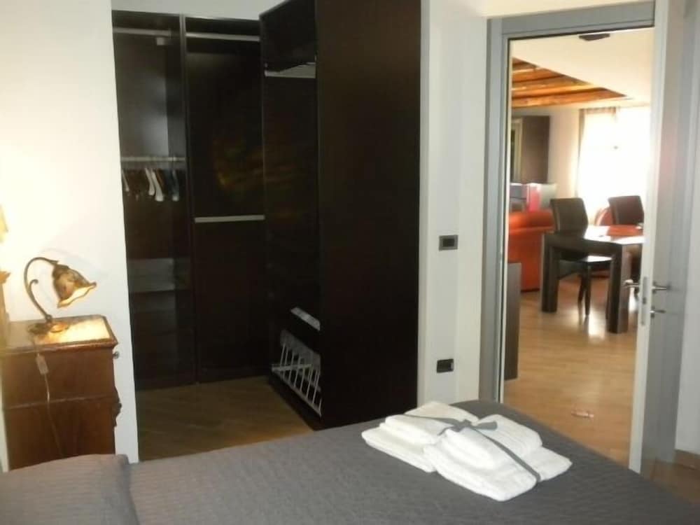 Suite, Jetted Tub photo 1