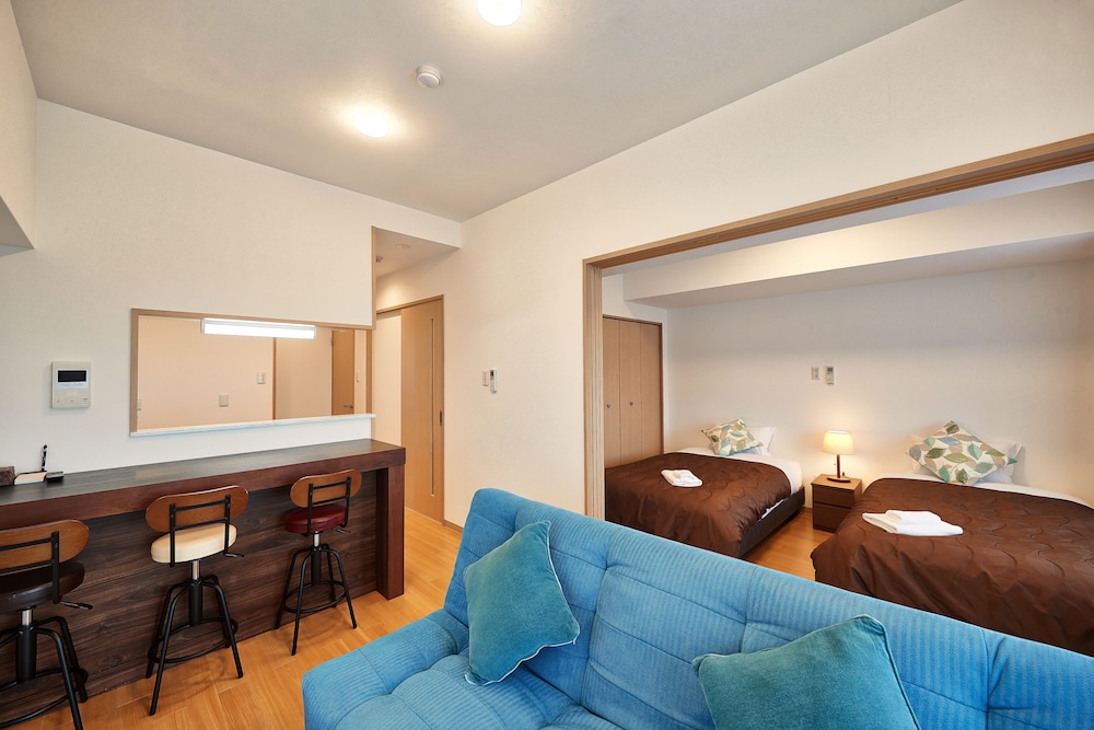 Twin Room - Photo 1