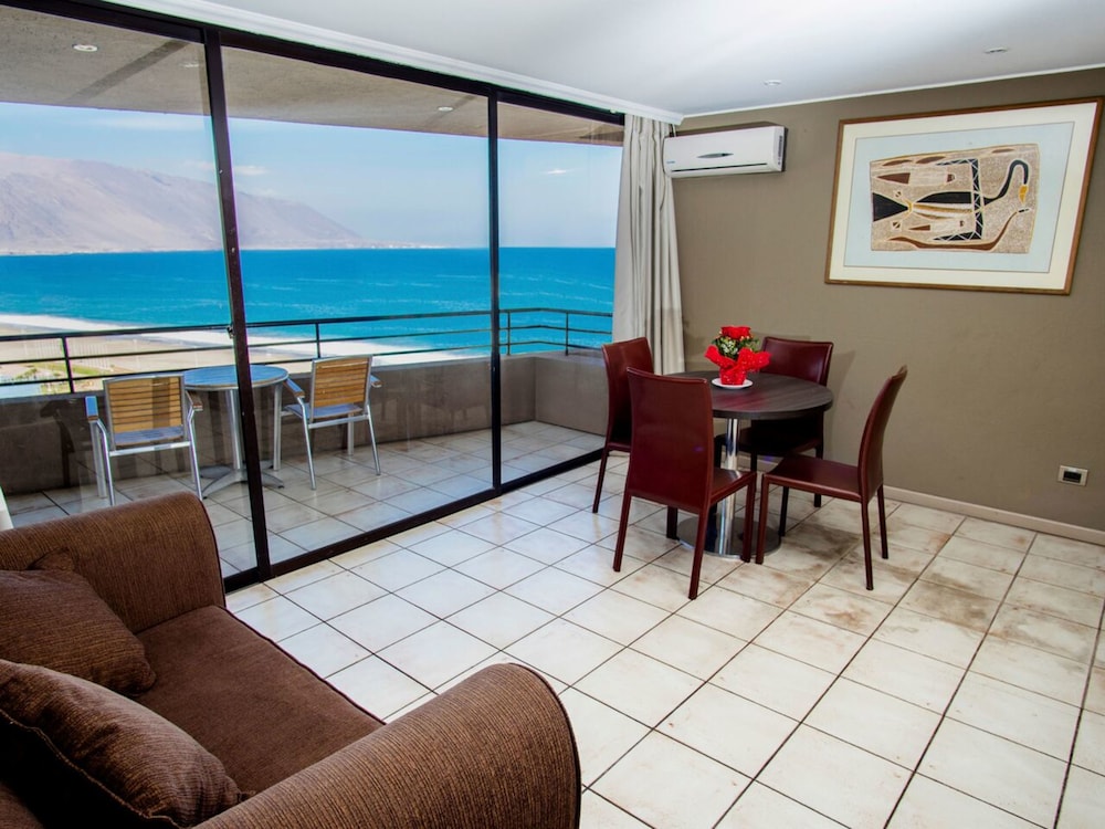 Superior Apartment, 2 Bedrooms photo 3