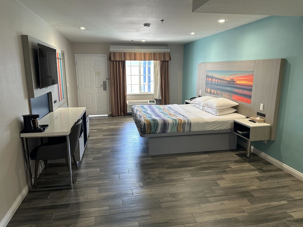 Accessible King Room