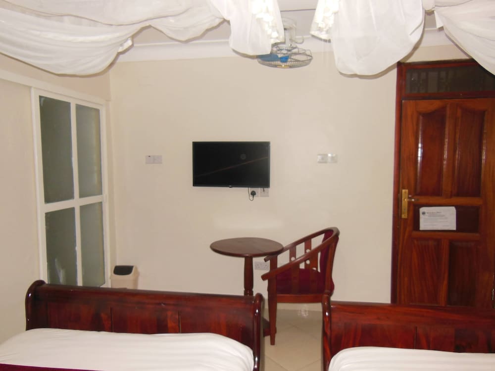 Family Twin Room