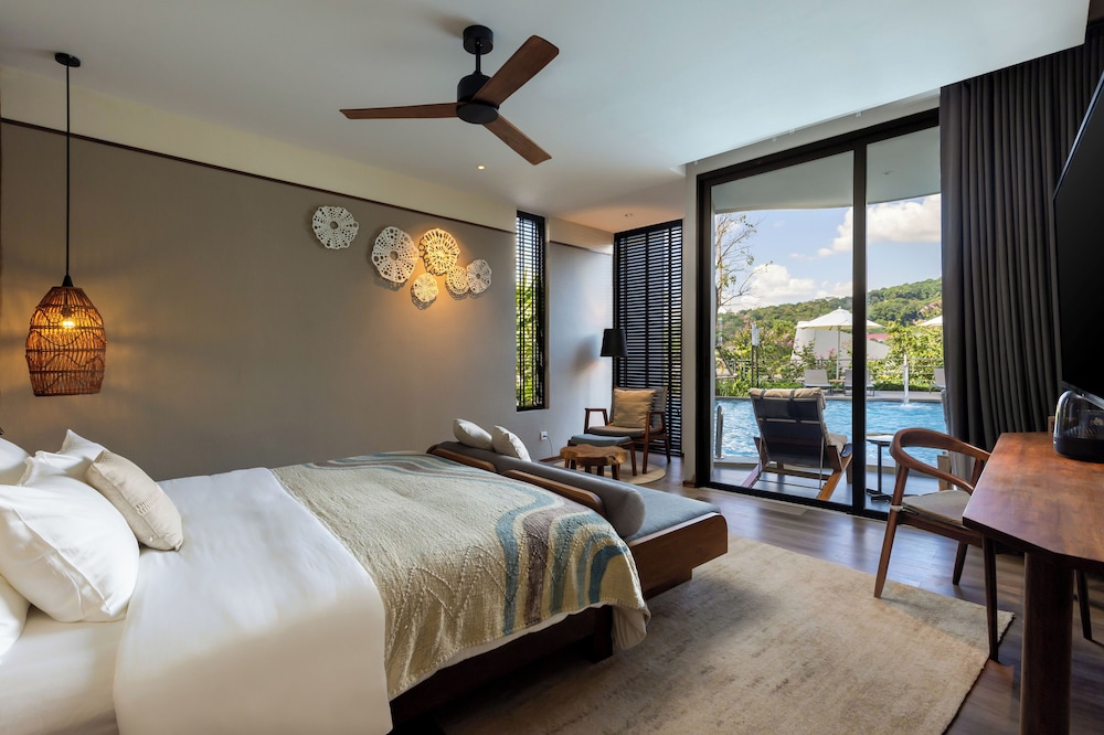 Three Bedroom Suite Pool Access