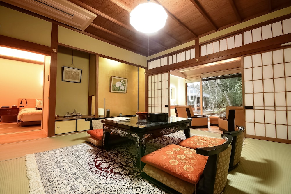 Premium Suite Room (Spring Evening) Non-smoking - Photo 4