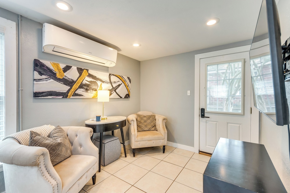 Apartment (1 Bedroom)