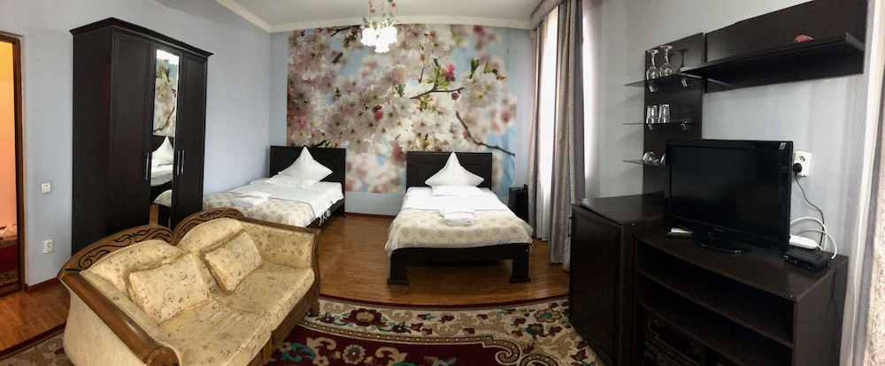 Luxury Triple Room