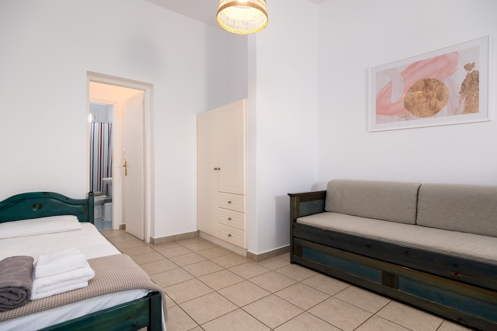 Senior Apartment photo 1