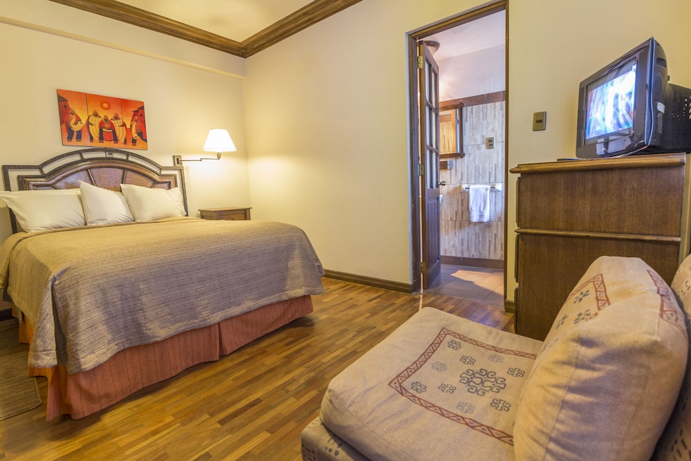Standard Double Room, 1 Queen Bed photo 2