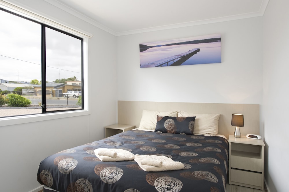 Villa, 3 Bedrooms, Beach View photo 2