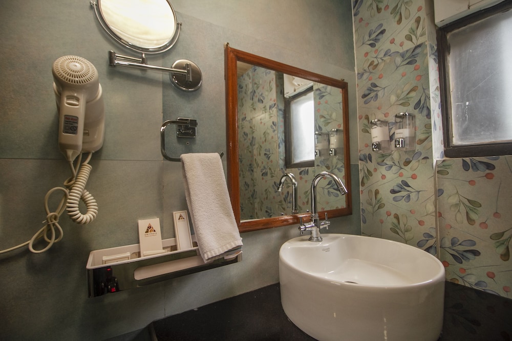 Executive Room photo 2