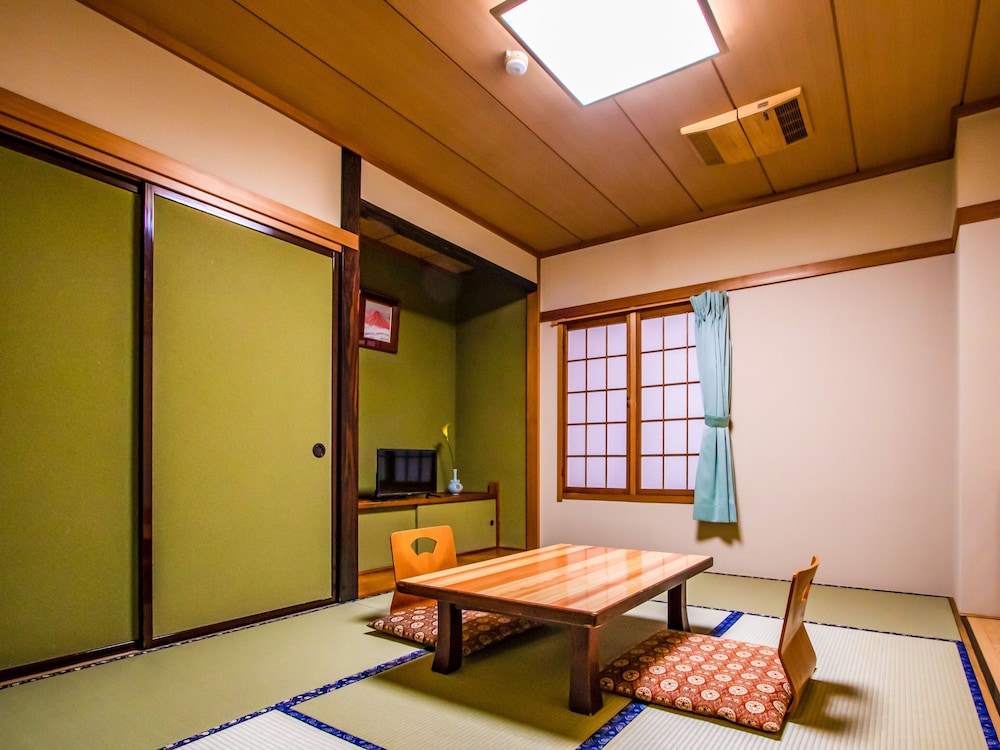 Japanese Room - Triple photo 1