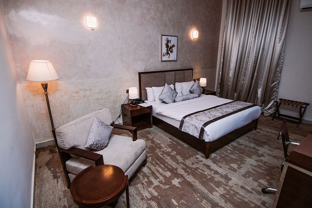 Executive Room photo 2
