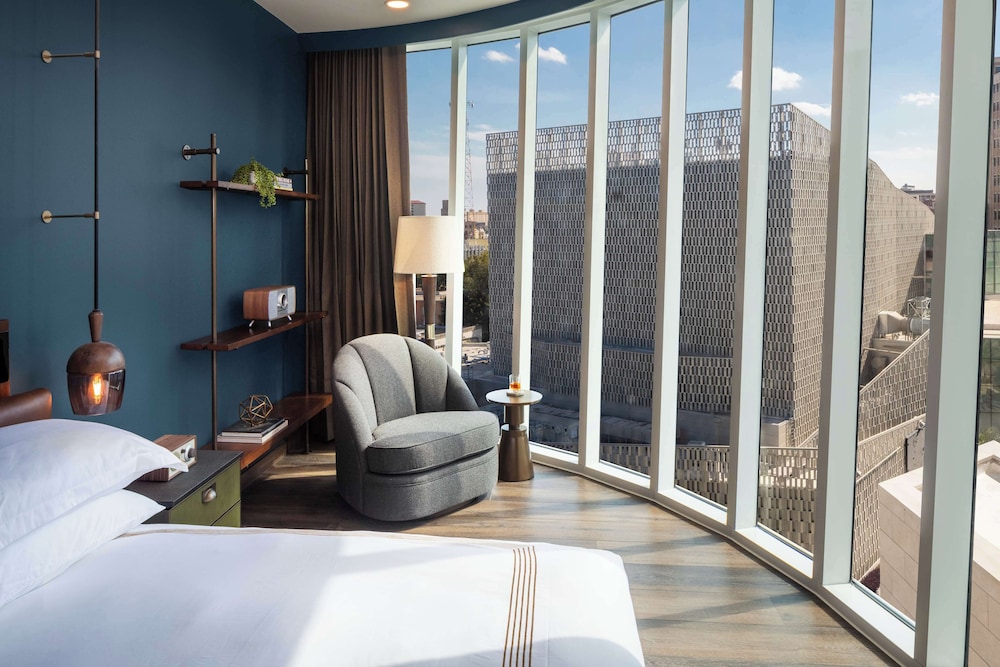 Riverwalk Suite with 1 King Bed - Photo 1