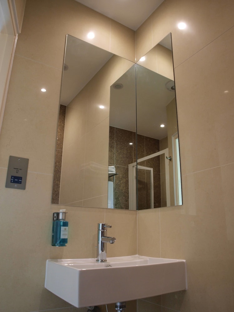 Deluxe Studio Suite, 1 Double Bed photo 2