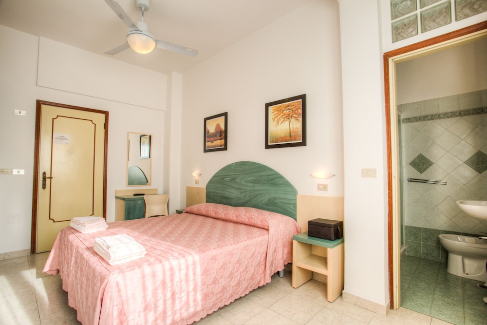 Double Room, Balcony