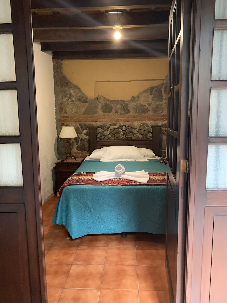 Economy Room - Photo 1