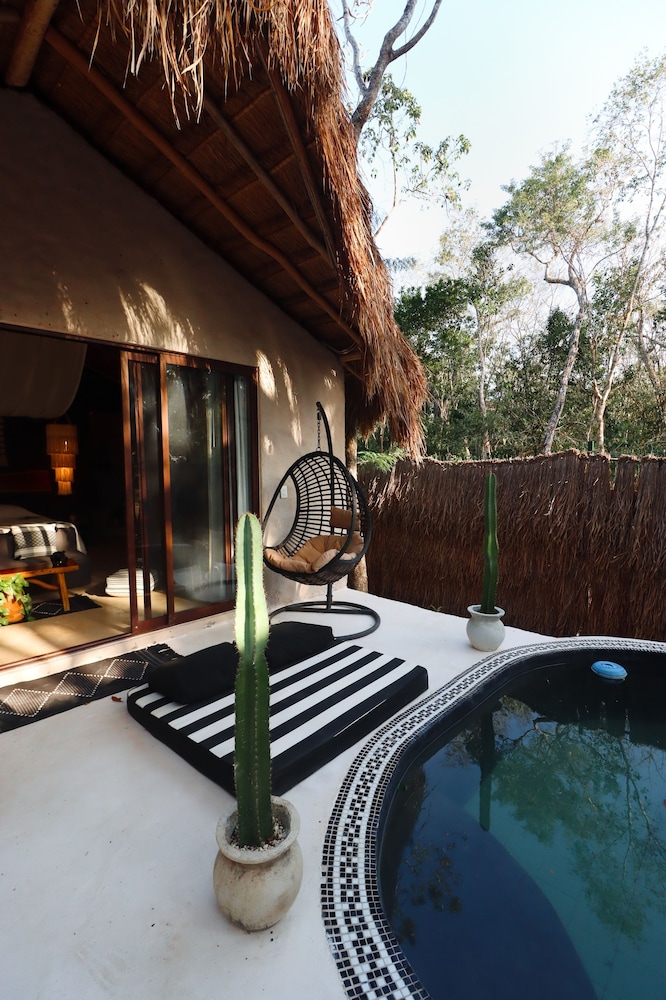 Luxury Villa - Photo 12