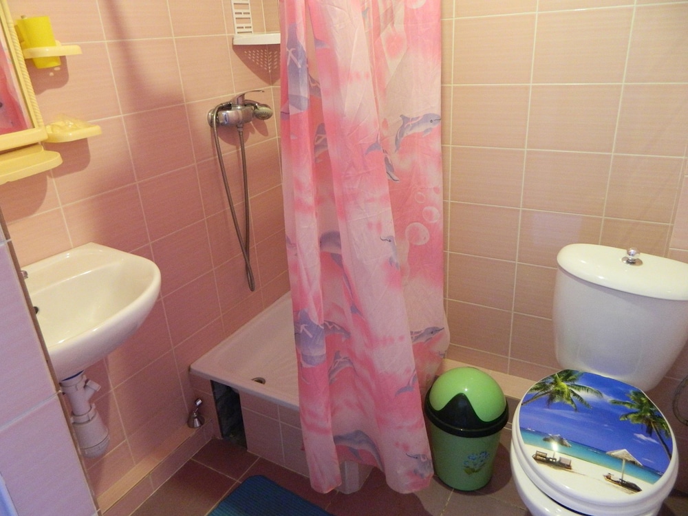 Standard Double Or Twin Room, 1 Bedroom, Balcony, Courtyard View photo 2