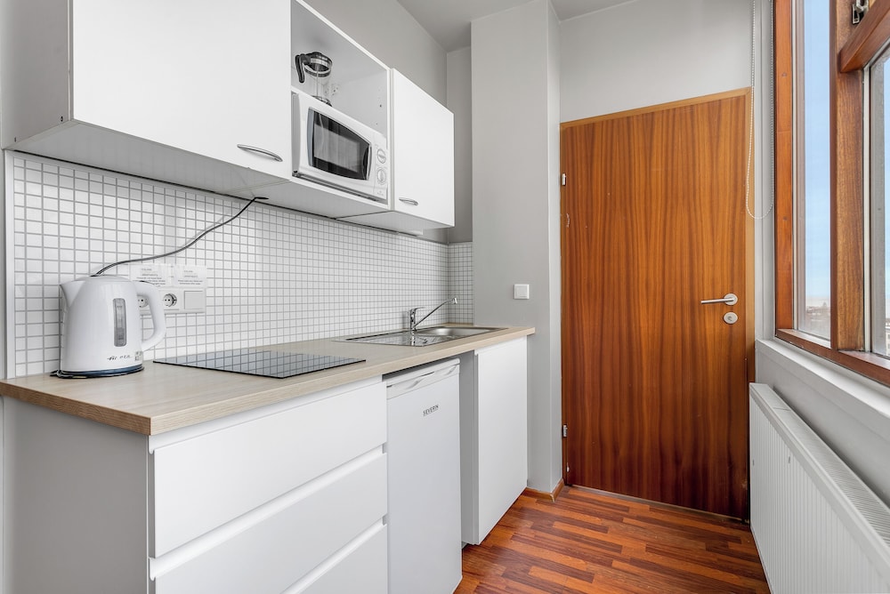 Studio, Multiple Beds - Three Adults - Photo 26