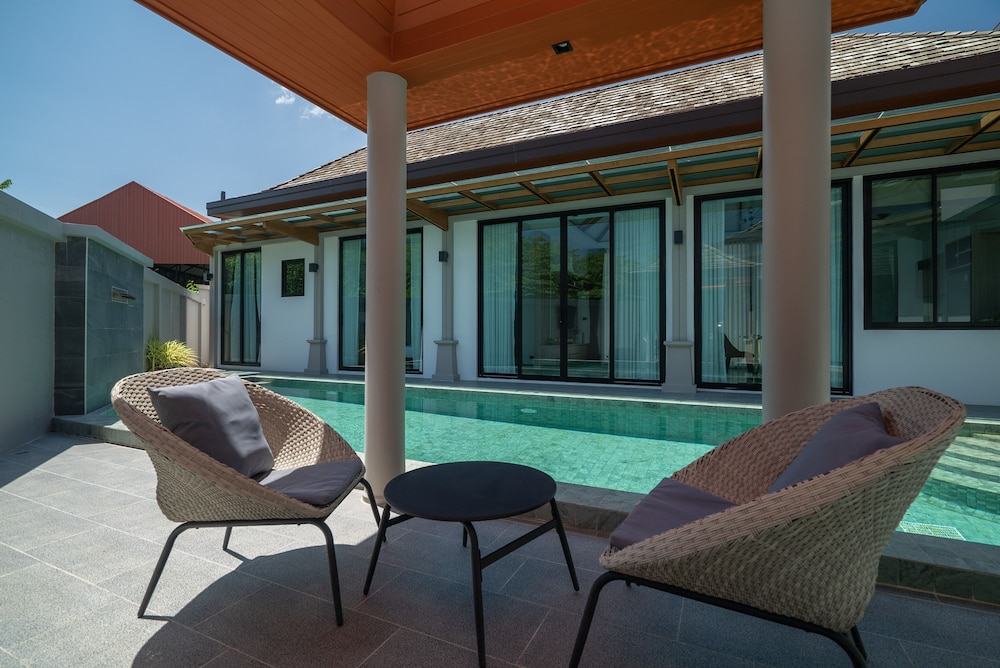 5 Bedroom Deluxe Pool Villa - Photo 14