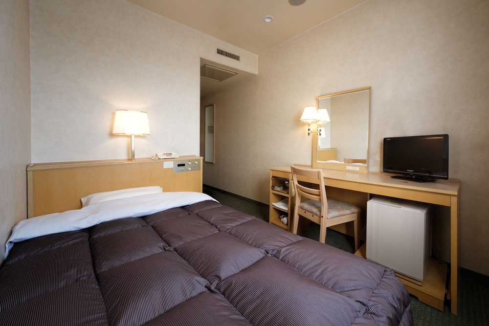 Economy Double Room, Non Smoking - Photo 4