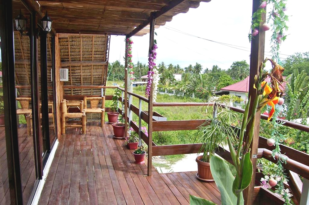 Standard Double Room, Balcony - Photo 4