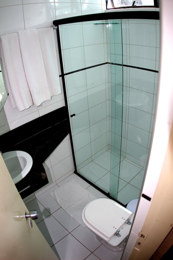 Executive Room - Photo 9