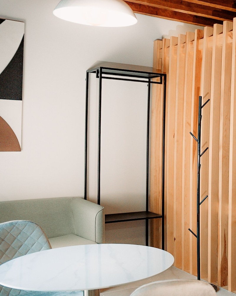 Luxury Studio Suite, City View photo 3