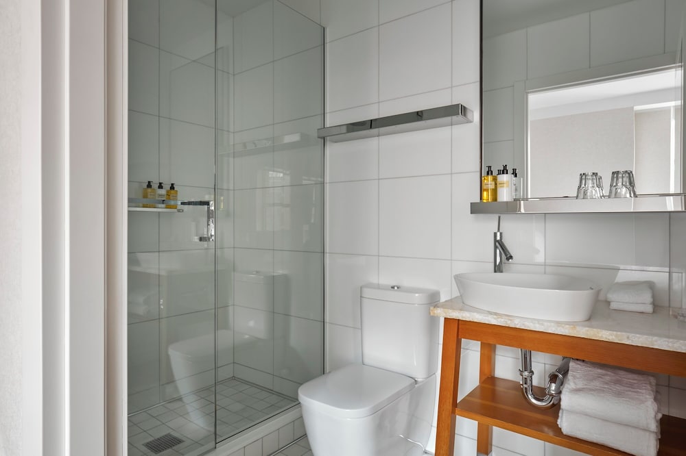 Deluxe Suite, Balcony