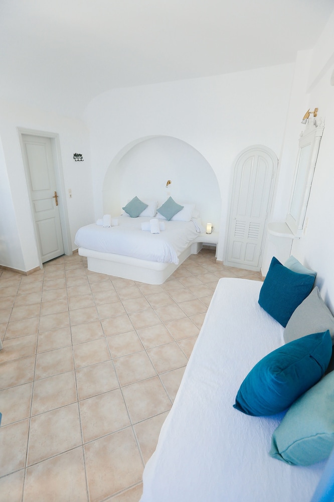 Standard Room - Photo 2