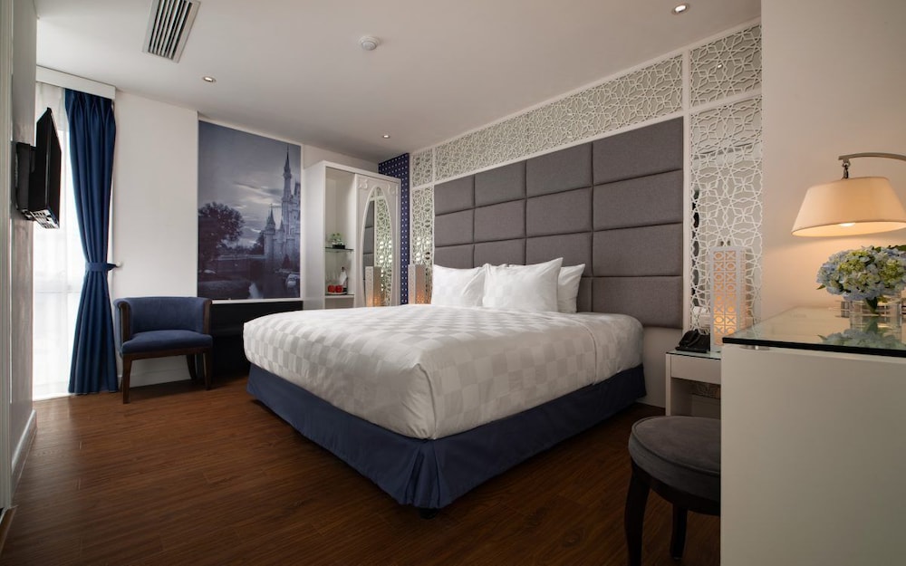 Premium Double or Twin Room, City View photo 2