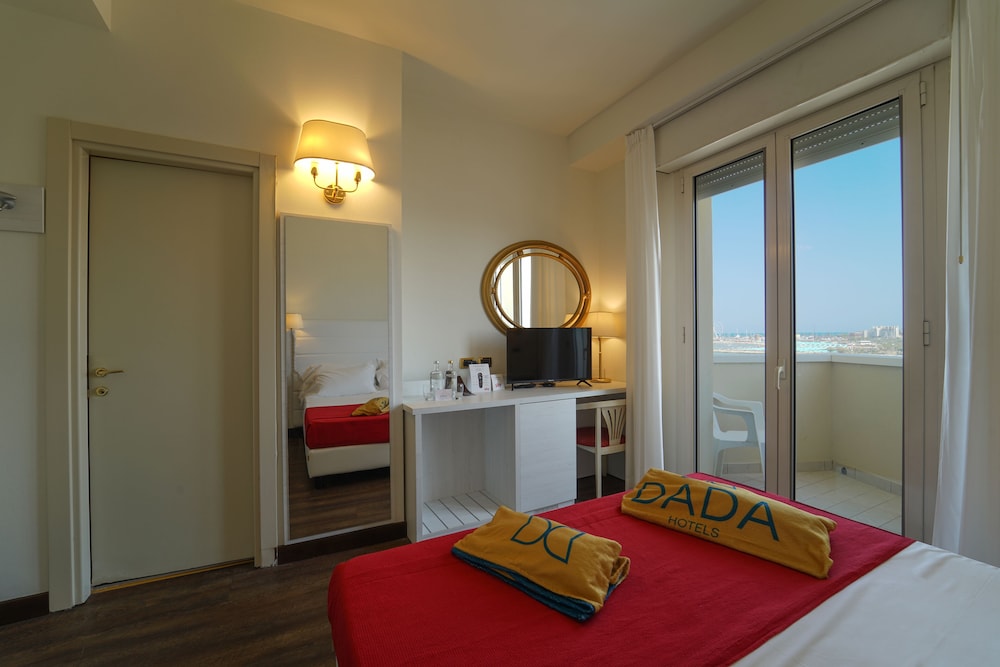 Executive Double Room Single Use, 1 Bedroom - Photo 3
