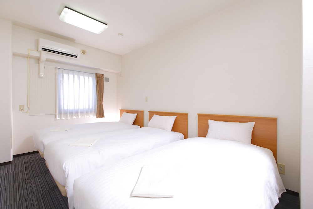 Superior Triple Room, Smoking With Kitchenette (Cleaning is Optional with Additional Cost) photo 3