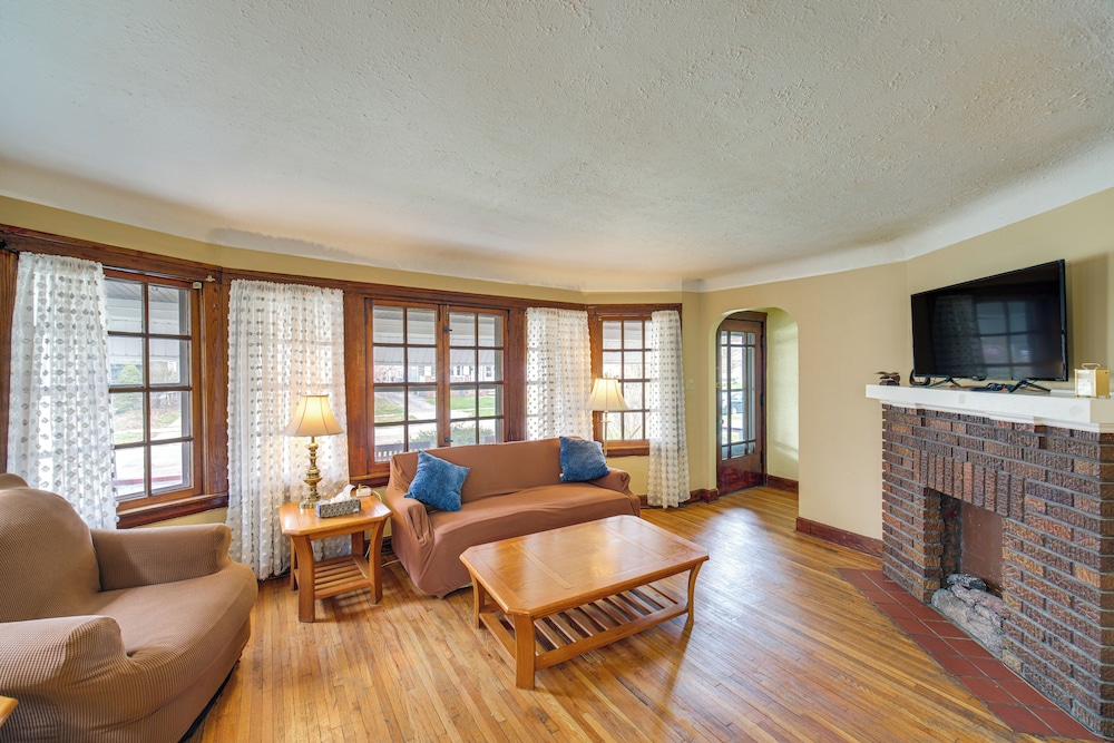 House (2 Bedrooms) photo 1